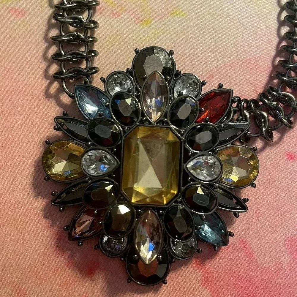 Ornate Jeweled Pendant Heavy Dark Silver Infinity Link Chain Caroline C. Estate